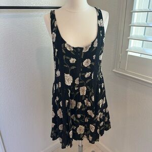 Saltwater LUXE Black and Cream Sleeveless Mini Sundress